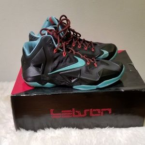 Lebron james 11 Sneakers